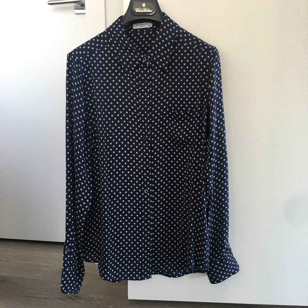 Equipment navy blue star blouse, 100% silk, Size Small